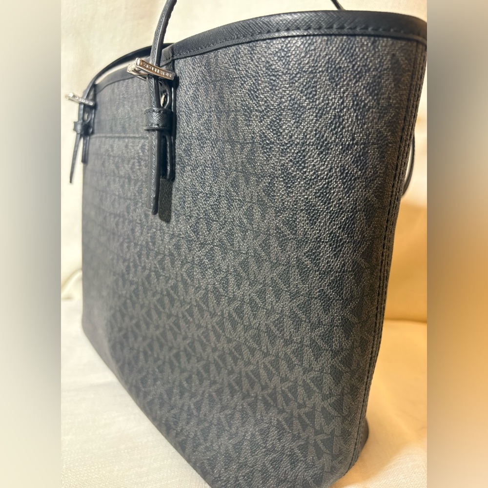 Michael Kors Eva Large Logo Stripe Tote Black MK Signature Work Laptop Bag NWOT - Picture 5 of 16